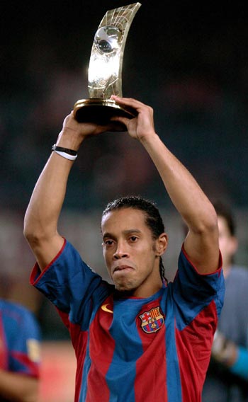 让球迷欢欣 让球迷欢欣