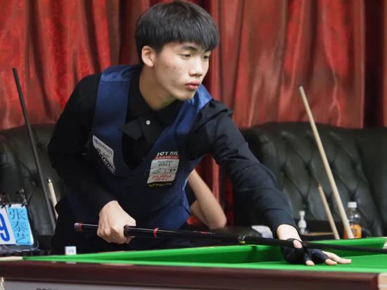 须全力以赴 须全力以赴