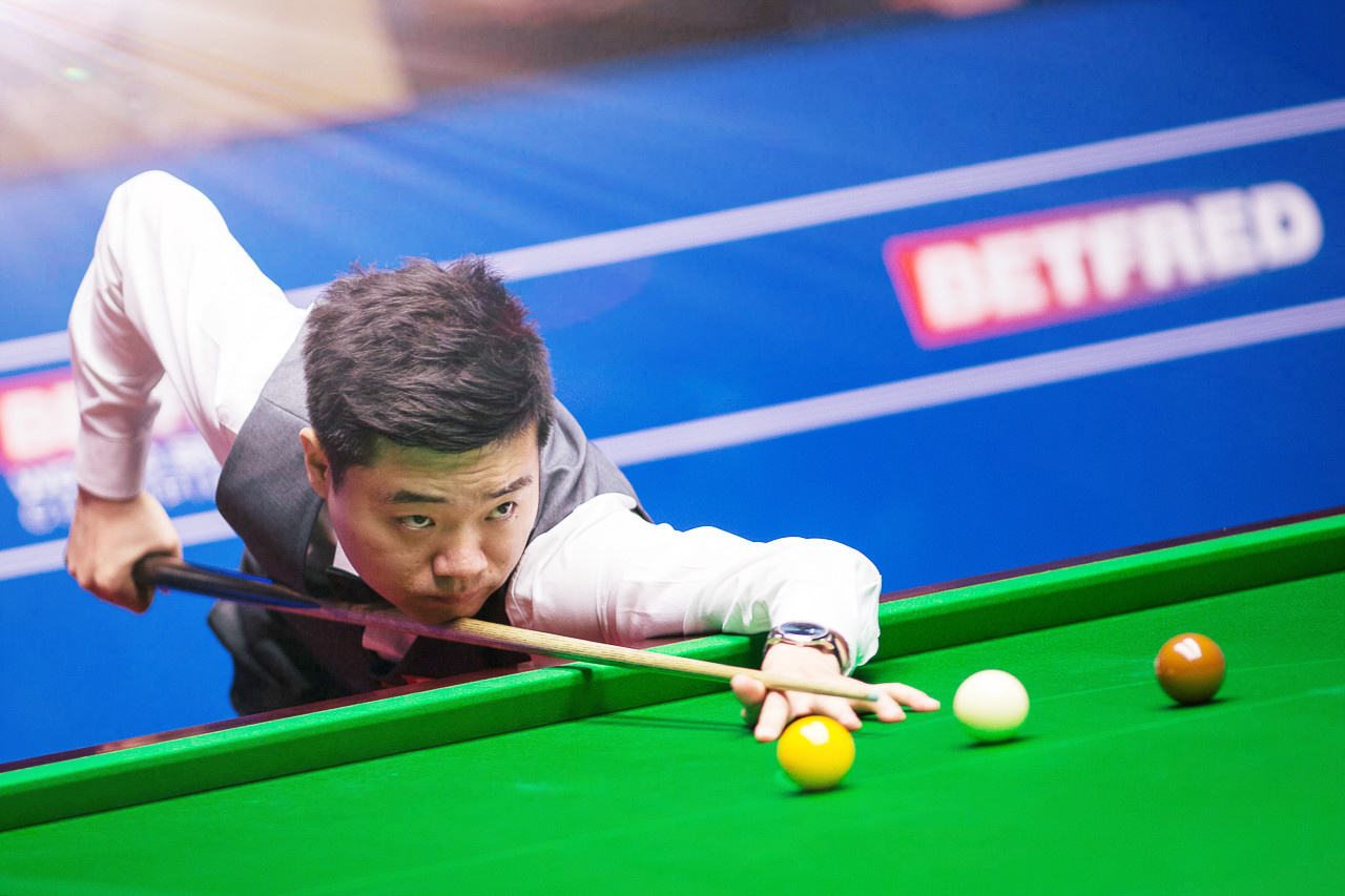 羽毛球爱好 羽毛球爱好