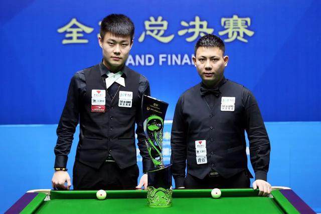 立于二十世 立于二十世